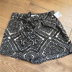 Black and cream pattern lightweight shorts with tie